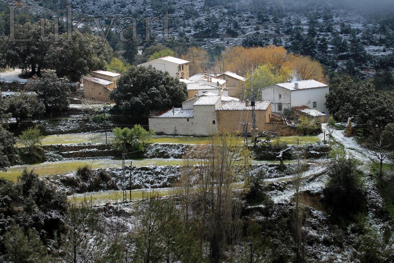 Las Encinas Yeste Exterior photo