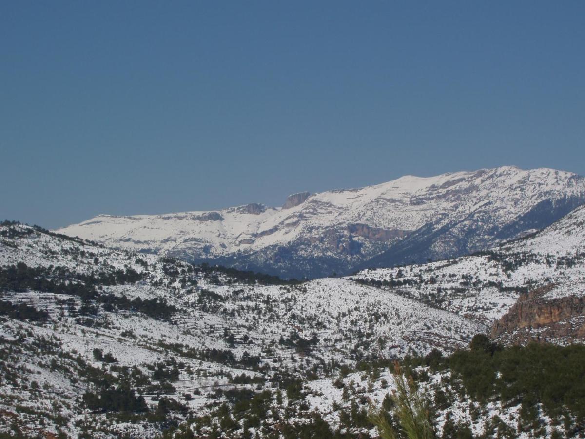 Las Encinas Yeste Exterior photo